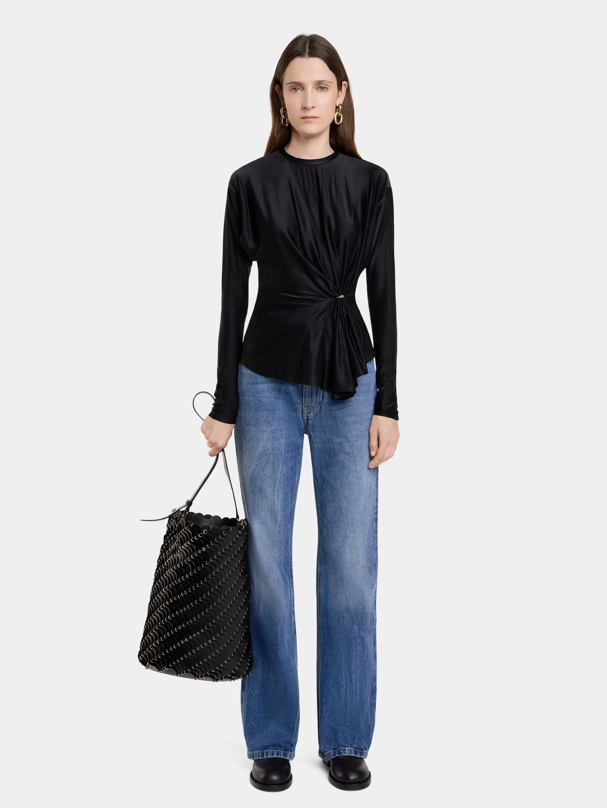 large_black_bucket_paco_bag_in_leather_2-1.webp Rabanne Les Sacs Paco En Cuir | Sacs Porté Épaule^Large Black bucket Paco bag in leather