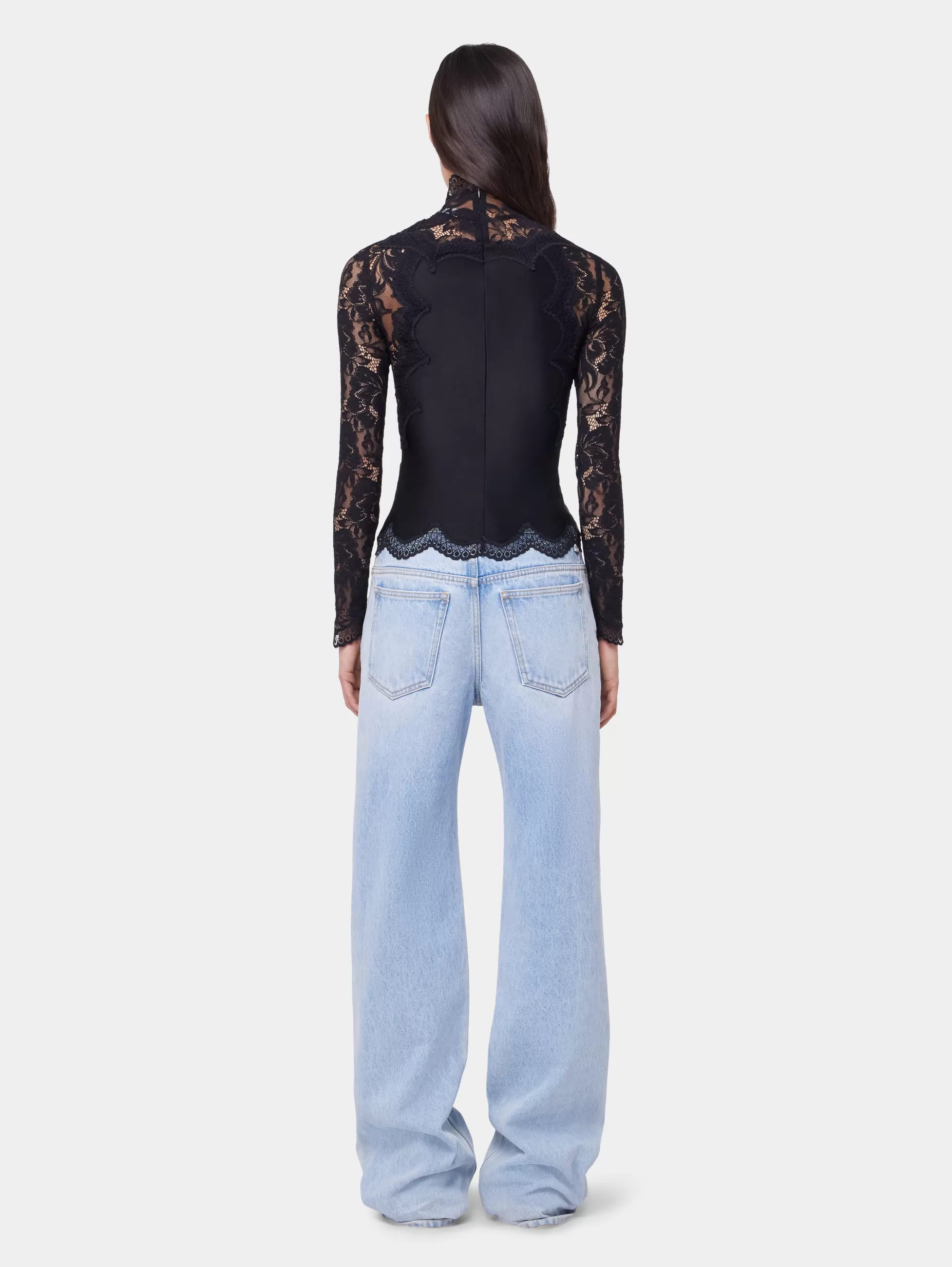 top_manches_longues_en_dentelle_4-1.webp Rabanne Sélection De Soirée^TOP MANCHES LONGUES EN DENTELLE