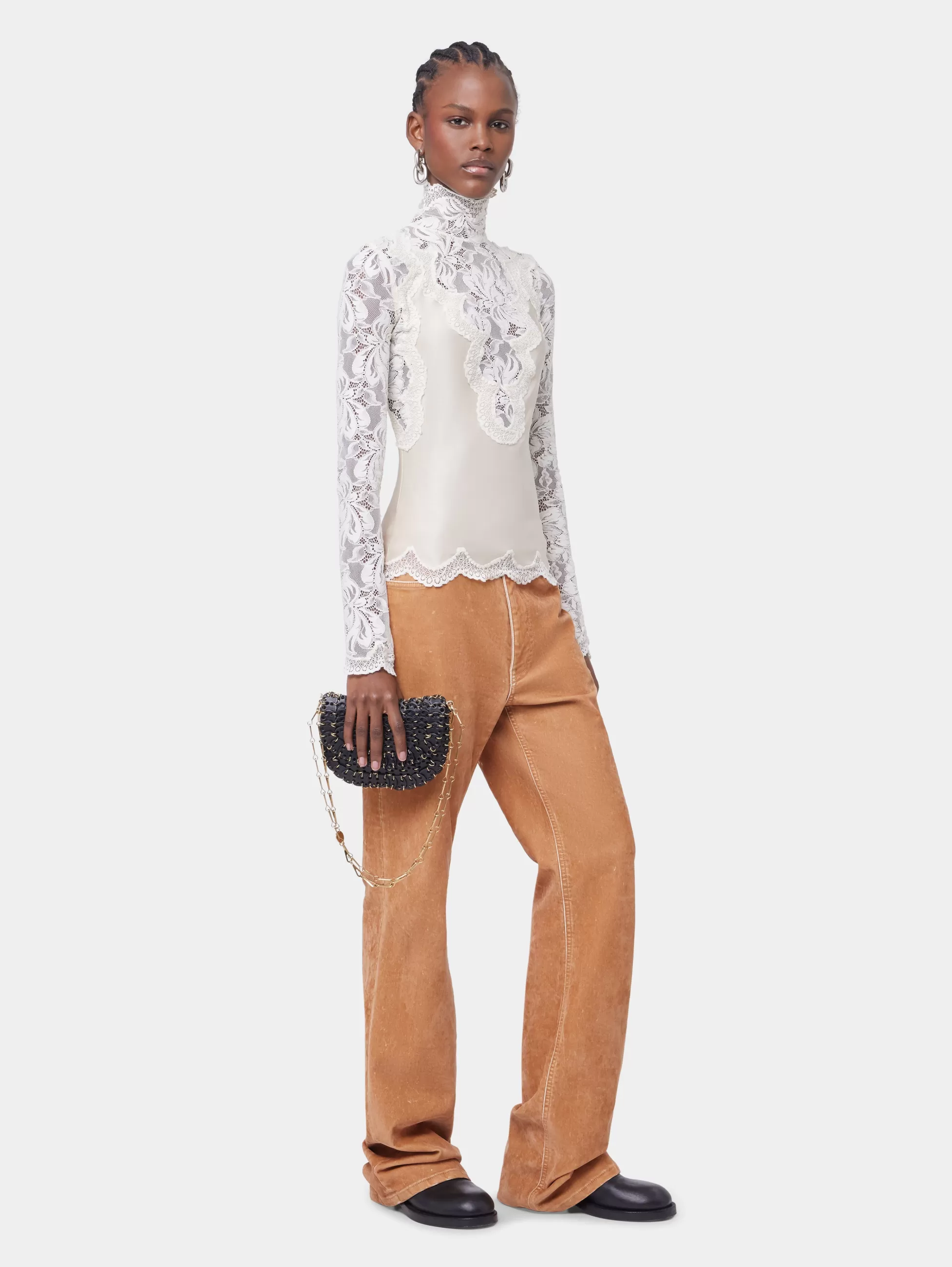 top_manches_longues_noir_en_dentelle_3-1.webp Rabanne Sélection De Soirée^TOP MANCHES LONGUES NOIR EN DENTELLE